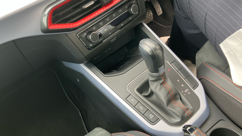 SEAT Arona 1.0 TSI 110 FR Sport 5dr DSG Petrol Hatchback